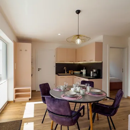 Ostoja Colette Apartment