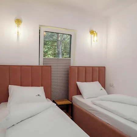 Ostoja Colette Apartment